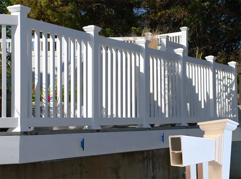 Contemporary vinyl railing profile
